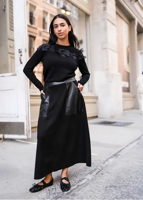 Black Flower Accent Knit Outfit