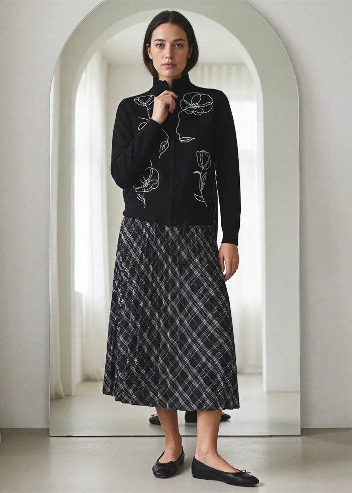 The Floral Line Zip Cardigan Outfit