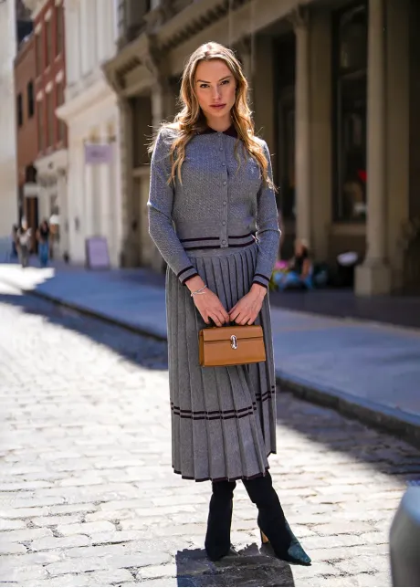 Grey Ribbed Knit Pleated Set