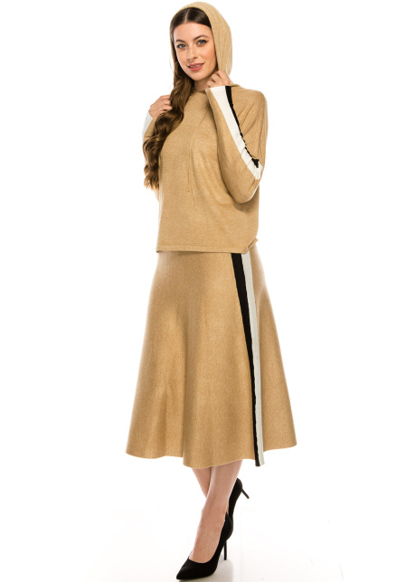 Camel knit skirt with stripe detail