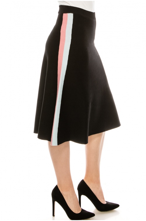 Black knit skirt with stripe detail