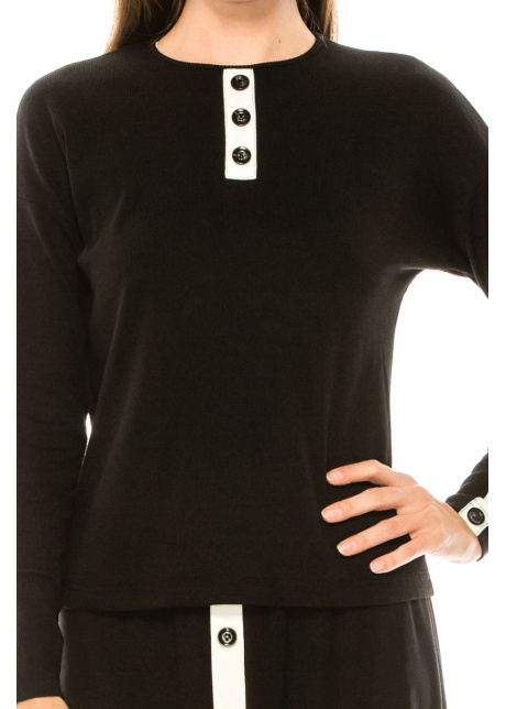 Long sleeve T-shirt with button decor