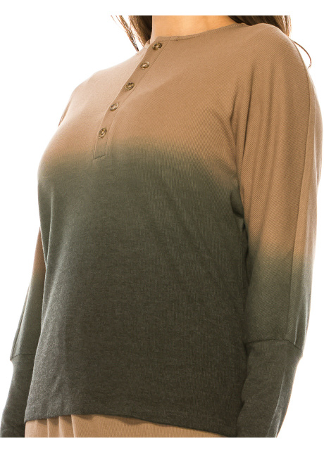Crew Neck Long Sleeve T-Shirt In Camel