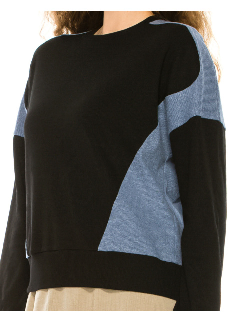 Two-Tone Long Sleeve T-Shirt In Black & Blue