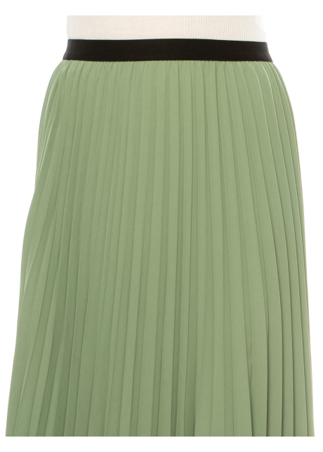 Classic Pleated Mint Skirt