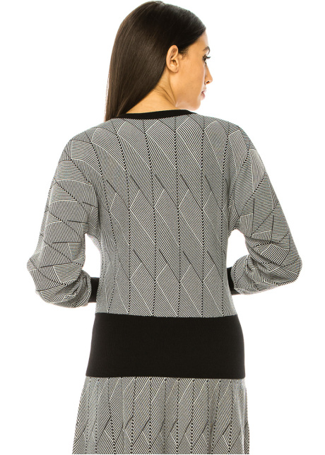 Thin-Striped Sweater In White & Black 