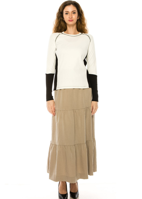 Color-Block Long Sleeve T-Shirt In Black And White
