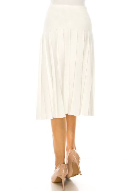 Fixed Box Pleated Skirt in White