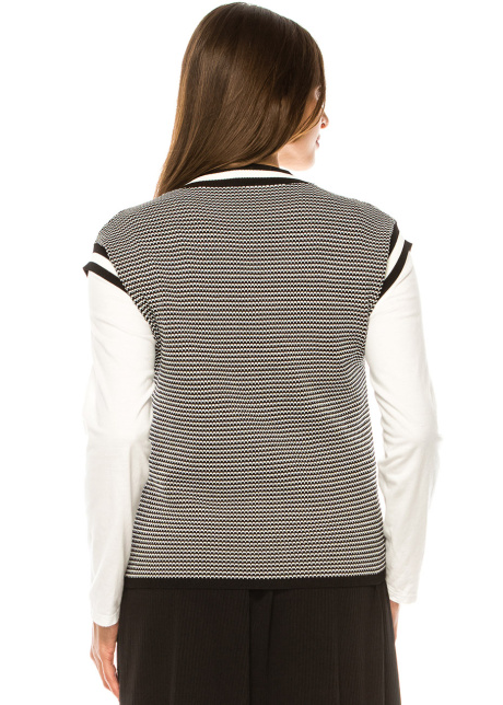 Classic Contrast Trim Vest