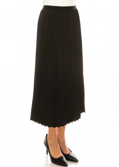 Classic Pleated Black Skirt