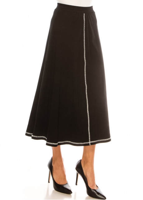 Chic Onyx with White Detail Skirt