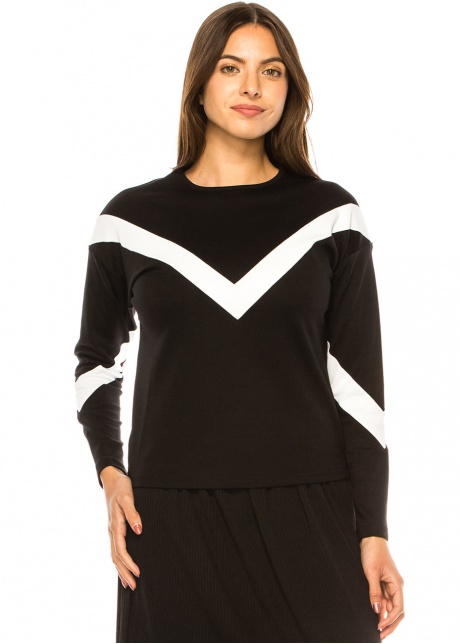 Onyx & Snow Geometric Pullover