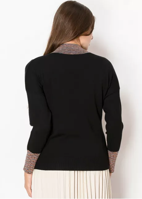 Elegant Black Sweater with Wrap V-Neckline