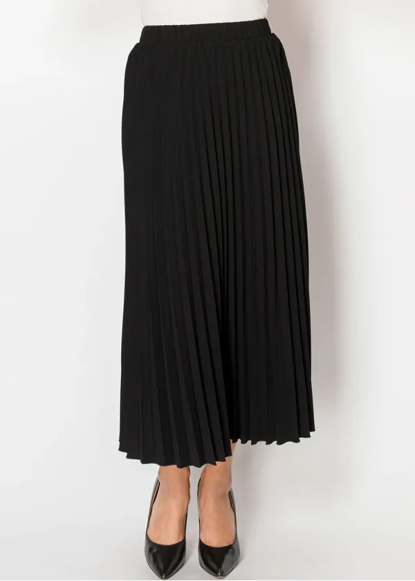 Soft Flow Pleated Skirt in Black