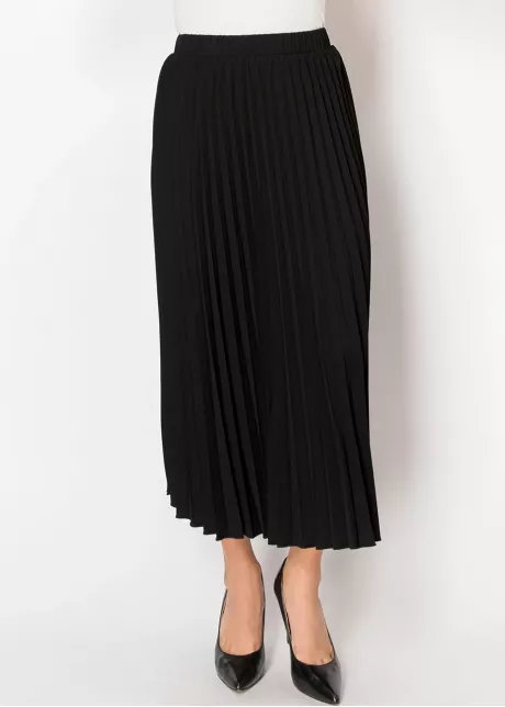 Soft Flow Pleated Skirt in Black
