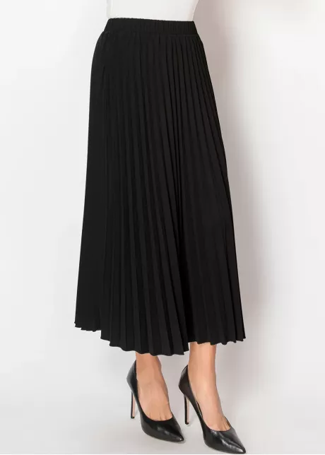 Soft Flow Pleated Skirt in Black