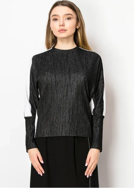 Black Contrast Stripe Long-Sleeve Tee