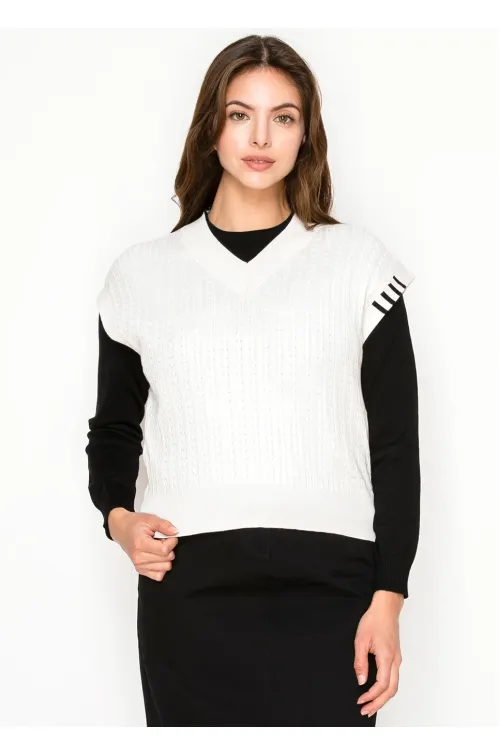 V-Neck Cable White Vest  — Black Side Panels