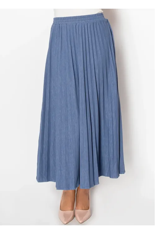 Full Length Pleated Denim Skirt in Blue