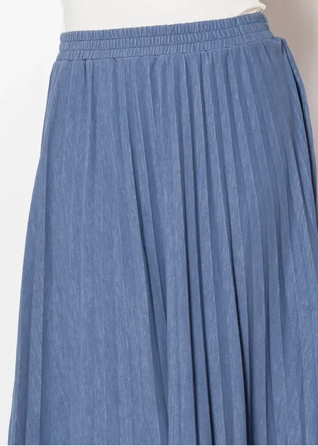 Full Length Pleated Denim Skirt in Blue