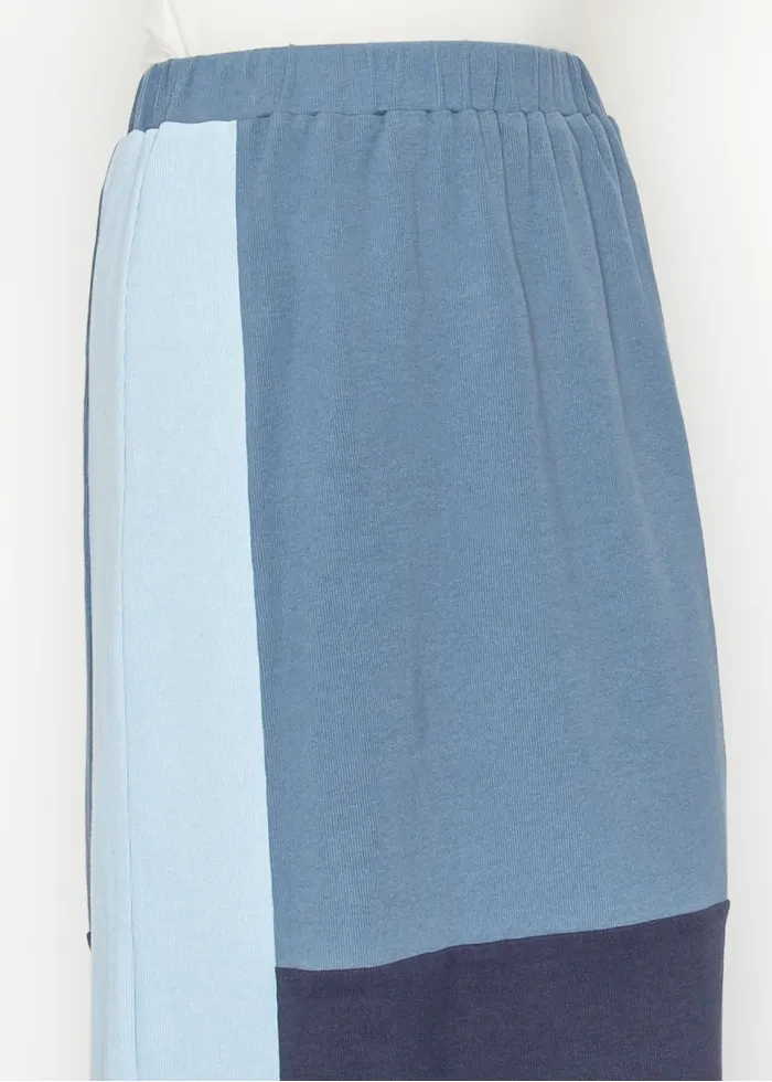 Three-Tone Blue Skirt with Elastic Waist