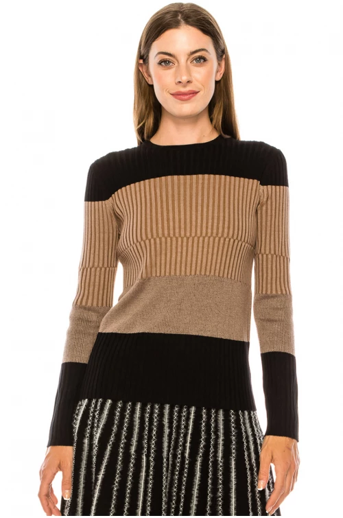 Crew neck striped sweater