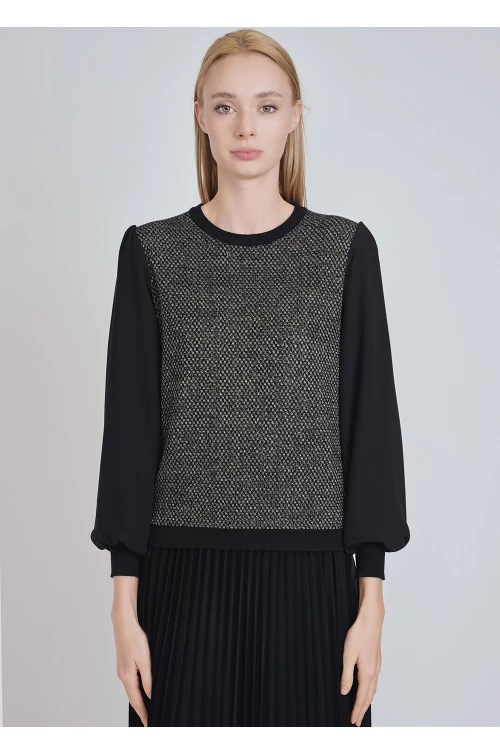 Dual-Tone Sweater with Voluminous Sleeves