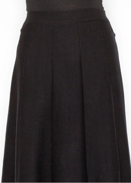 Classic A-Line Black Pleated Midi Skirt